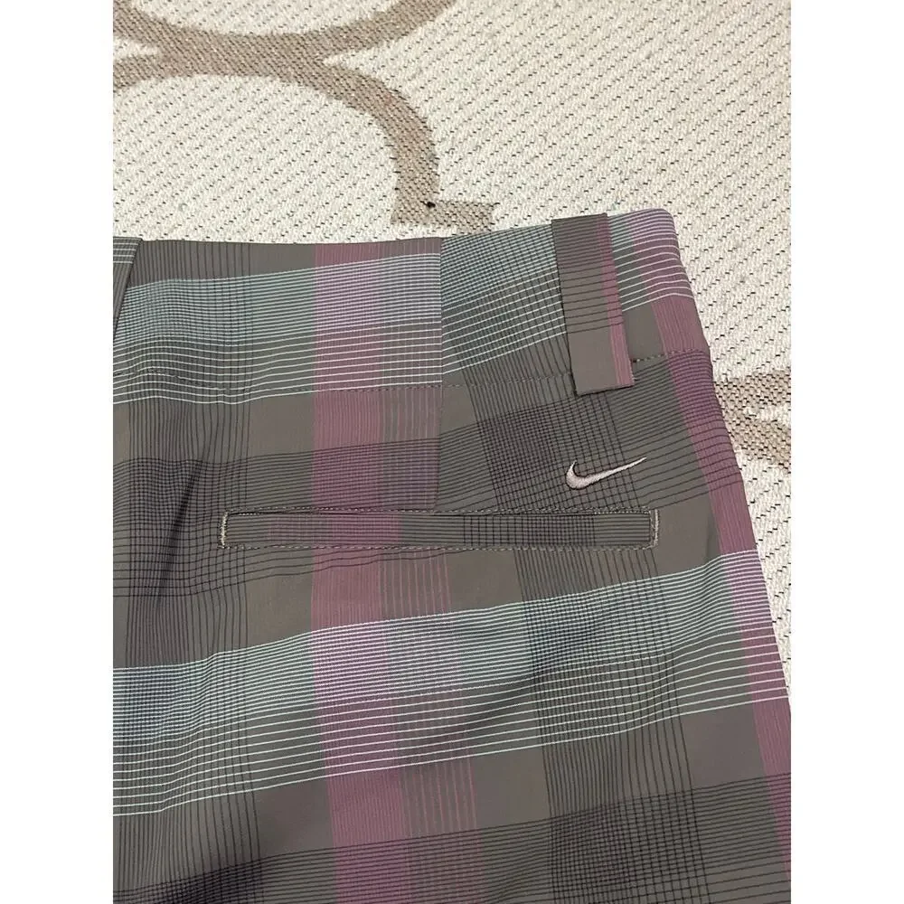Nike golf dri-fit plaid gray/ purple 10” inseam shorts, size 6